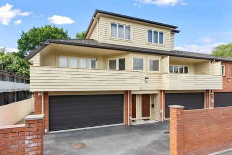 Photo of property in 2h Riro Street, Hamilton East, Hamilton, 3216