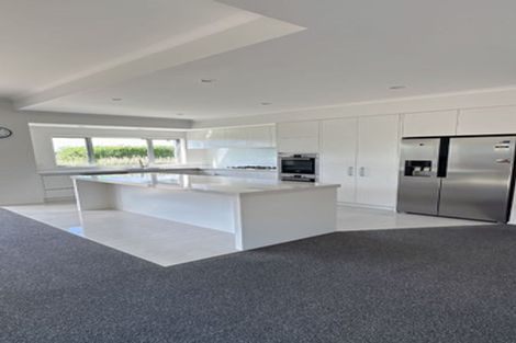 Photo of property in 72 Manuel Road, Silverdale, 0932