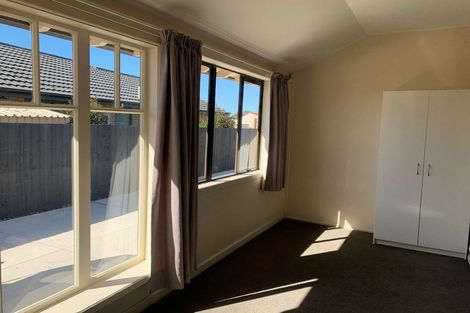 Photo of property in 833 Main North Road, Belfast, Christchurch, 8051