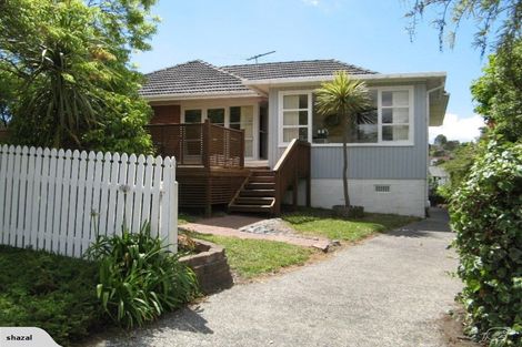 Photo of property in 19 Woodstock Road, Forrest Hill, Auckland, 0620
