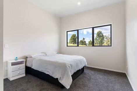 Photo of property in 3 Rewarewa Rise, Whangamata, 3691