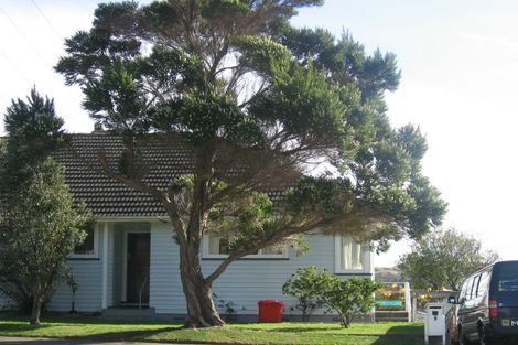 Photo of property in 23a-b Astrolabe Street, Cannons Creek, Porirua, 5024