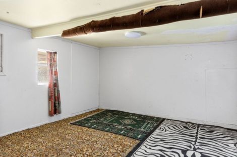 Photo of property in 4 Carisbrooke Street, Aranui, Christchurch, 8061