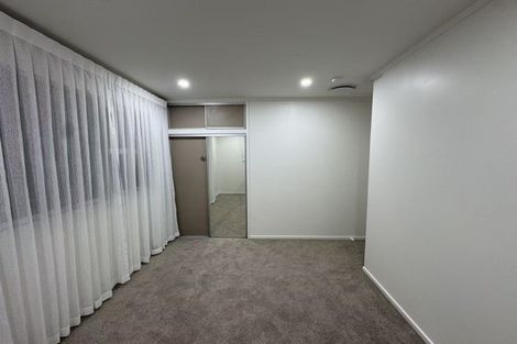 Photo of property in 18 Opal Avenue, Pakuranga, Auckland, 2010