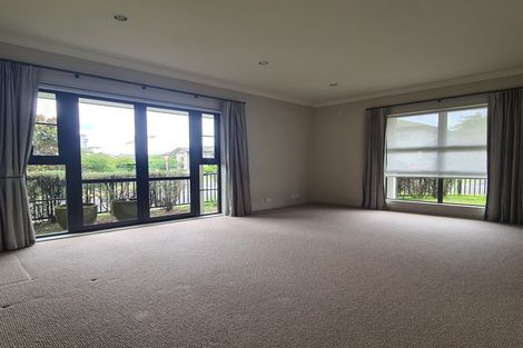 Photo of property in 33 Ganley Terrace, Stonefields, Auckland, 1072