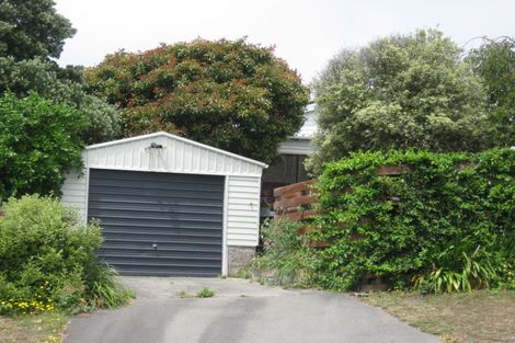 Photo of property in 33 Moncks Spur Road, Redcliffs, Christchurch, 8081