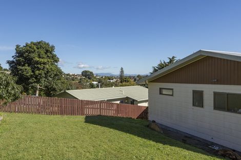 Photo of property in 11 Dunton Drive, Welcome Bay, Tauranga, 3112