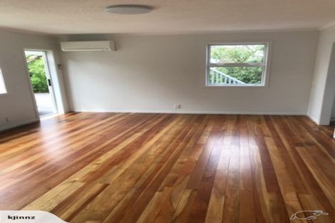 Photo of property in 2/74 Creswick Terrace, Northland, Wellington, 6012