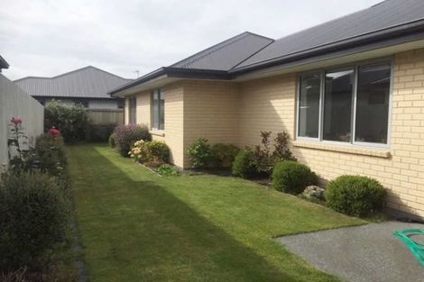 Photo of property in 12 Blaenavon Lane, Halswell, Christchurch, 8025