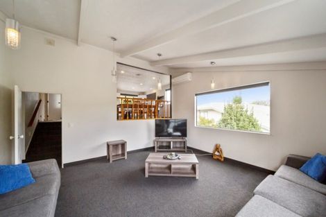 Photo of property in 97 Heta Road, Highlands Park, New Plymouth, 4312