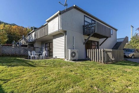 Photo of property in 1/42 Hallenstein Street, Queenstown, 9300