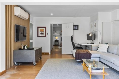 Photo of property in 73 Kurupae Road, Hilltop, Taupo, 3330