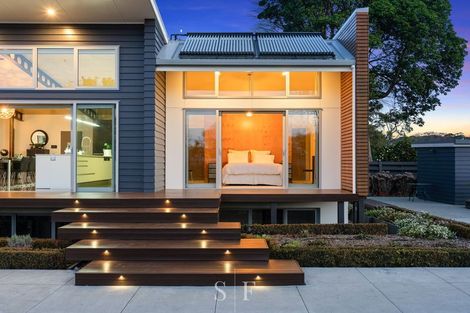 Photo of property in 8 Ngarara Road, Waikanae, 5036
