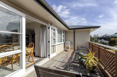 Photo of property in 61 Clawton Street, Westown, New Plymouth, 4310