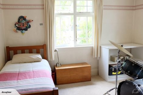 Photo of property in 119 Fifield Terrace, Opawa, Christchurch, 8023