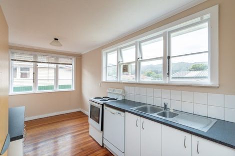 Photo of property in 274 Oxford Terrace, Avalon, Lower Hutt, 5011