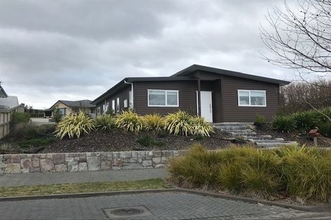 Photo of property in 303 Tauhara Ridge Drive, Richmond Heights, Taupo, 3330