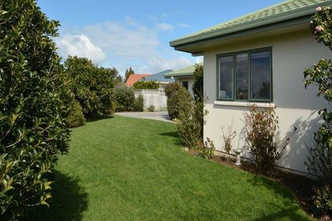 Photo of property in 6 Hinton Place, Pyes Pa, Tauranga, 3112