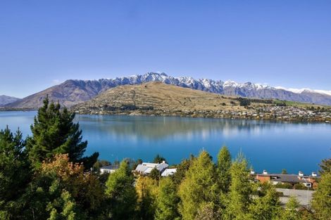 Photo of property in 1/11 Gum Lane, Queenstown, 9300