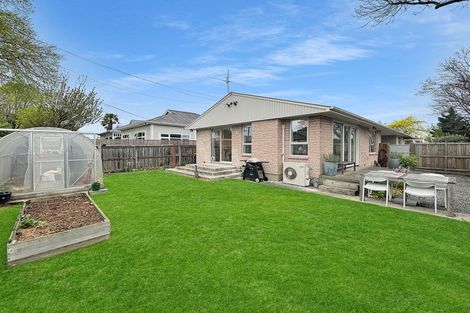 Photo of property in 2/38 Dee Street, St Albans, Christchurch, 8014