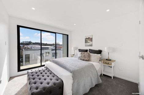 Photo of property in 41 Waihou Crescent, Albany Heights, Auckland, 0632