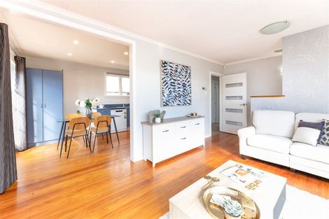 Photo of property in 17 Stretton Street, Bishopdale, Christchurch, 8053