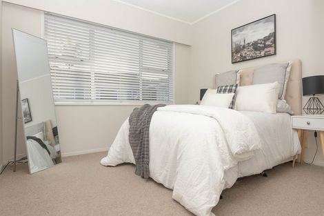 Photo of property in 2/52 Wallace Road, Papatoetoe, Auckland, 2025