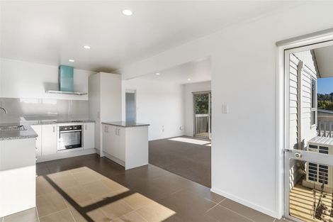 Photo of property in 42 Tamahere Drive, Glenfield, Auckland, 0629