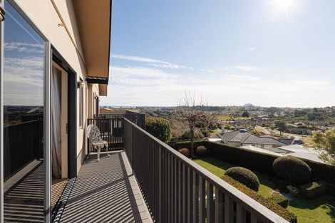 Photo of property in 30 La Cumbre Close, Bethlehem, Tauranga, 3110