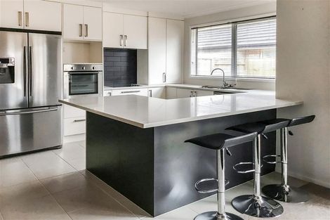 Photo of property in 7 Rohea Place, Opaheke, Papakura, 2113