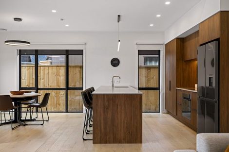Photo of property in 6 Rushland Road, Jacks Point, 9371