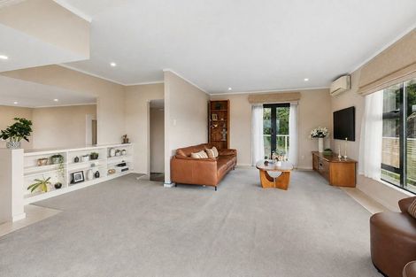 Photo of property in 164 Kahu Road, Paremata, Porirua, 5024