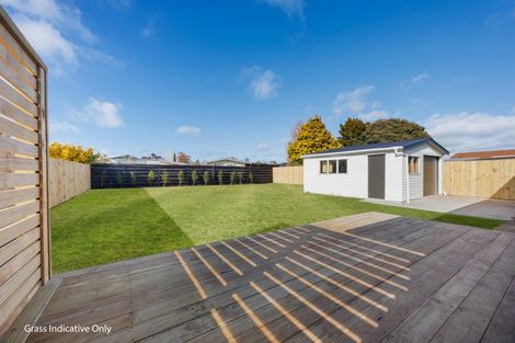 Photo of property in 34 Rhodes Drive, Kelvin Grove, Palmerston North, 4414