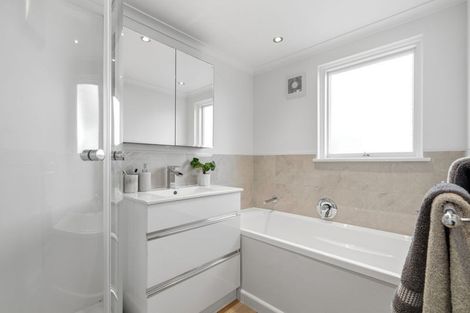 Photo of property in 37 Allard Street, Edgeware, Christchurch, 8013