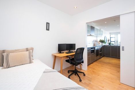Photo of property in 305/7 Humber Street, Pandora, Napier, 4110