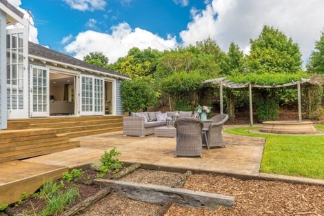 Photo of property in 81 Oraha Road, Kumeu, 0892