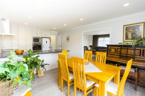 Photo of property in 94 Riverstone Drive, Riverstone Terraces, Upper Hutt, 5018