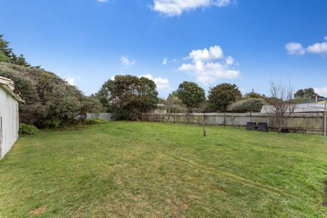 Photo of property in 27 Manuka Street, Otaki Beach, Otaki, 5512
