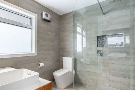 Photo of property in 18 Lakemere Way, Kinloch, Taupo, 3377