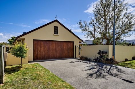 Photo of property in 79 Michael Road, Paraparaumu Beach, Paraparaumu, 5032