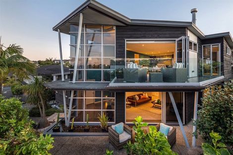 Photo of property in 25 Hastings Road, Mairangi Bay, Auckland, 0630