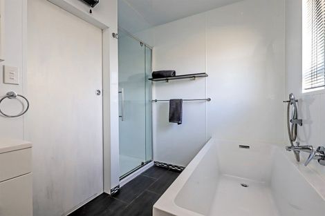 Photo of property in 126 Harlech Street, Mayfair, Hastings, 4122