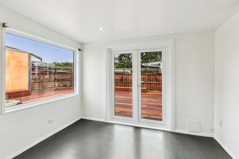 Photo of property in 33 Collingwood Street, Waterloo, Lower Hutt, 5011