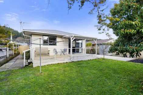 Photo of property in 2/7 Norana Road, Maoribank, Upper Hutt, 5018