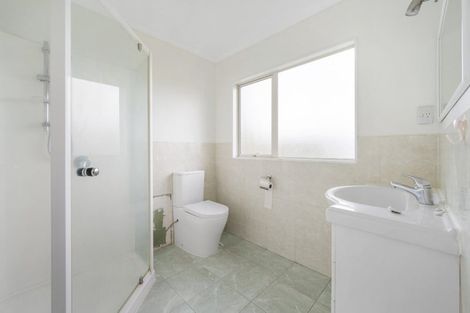 Photo of property in 23a Margan Avenue, New Lynn, Auckland, 0600