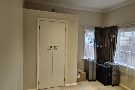 Photo of property in 22 Hampton Hill Road, Tawa, Wellington, 5028