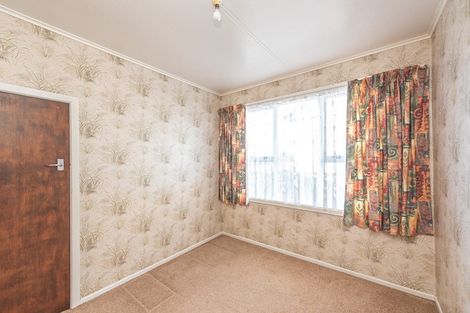 Photo of property in 30 Miro Street, Castlecliff, Whanganui, 4501