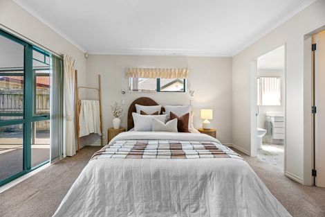 Photo of property in 21 Francevic Avenue, Mount Maunganui, 3116