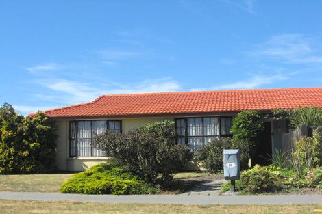 Photo of property in 28 Lakewood Drive, Burwood, Christchurch, 8083