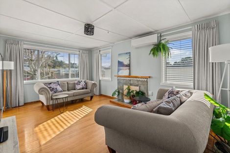 Photo of property in 15a Queen Road, Bellevue, Tauranga, 3110